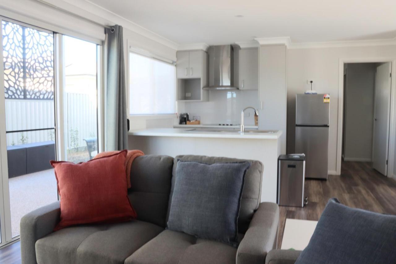 Apple Blossom Cottages Stanthorpe Extérieur photo